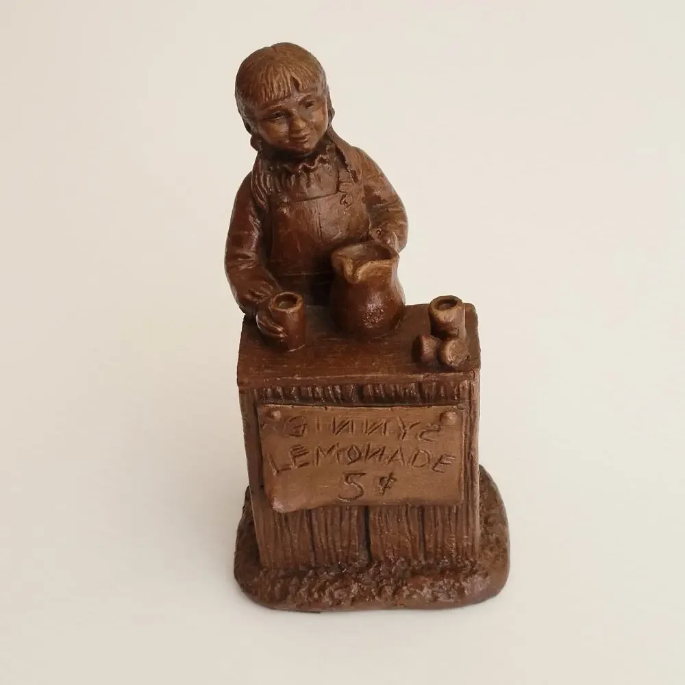 Vintage Lemonade Stand 5c Girl selling lemonade figurine. Made in USA